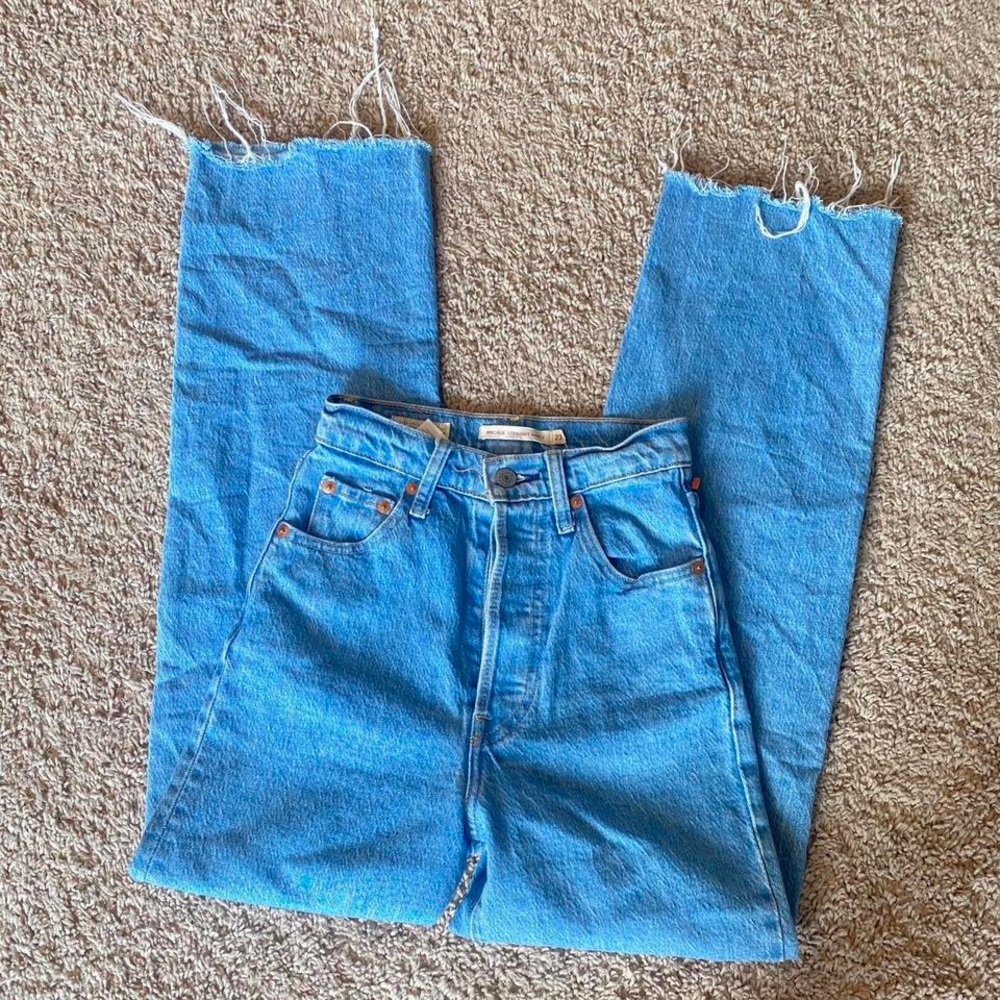 Levi’s Ribcage Straight Ankle Jeans High Rise Button Fly Light Blue sz 23